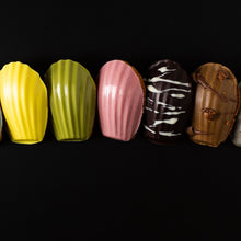 Load image into Gallery viewer, Madeleines ( Set of 8 per order)
